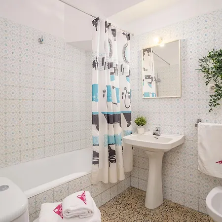 Apartment Basic Comfort Poeta Marquina Pb 2026 *